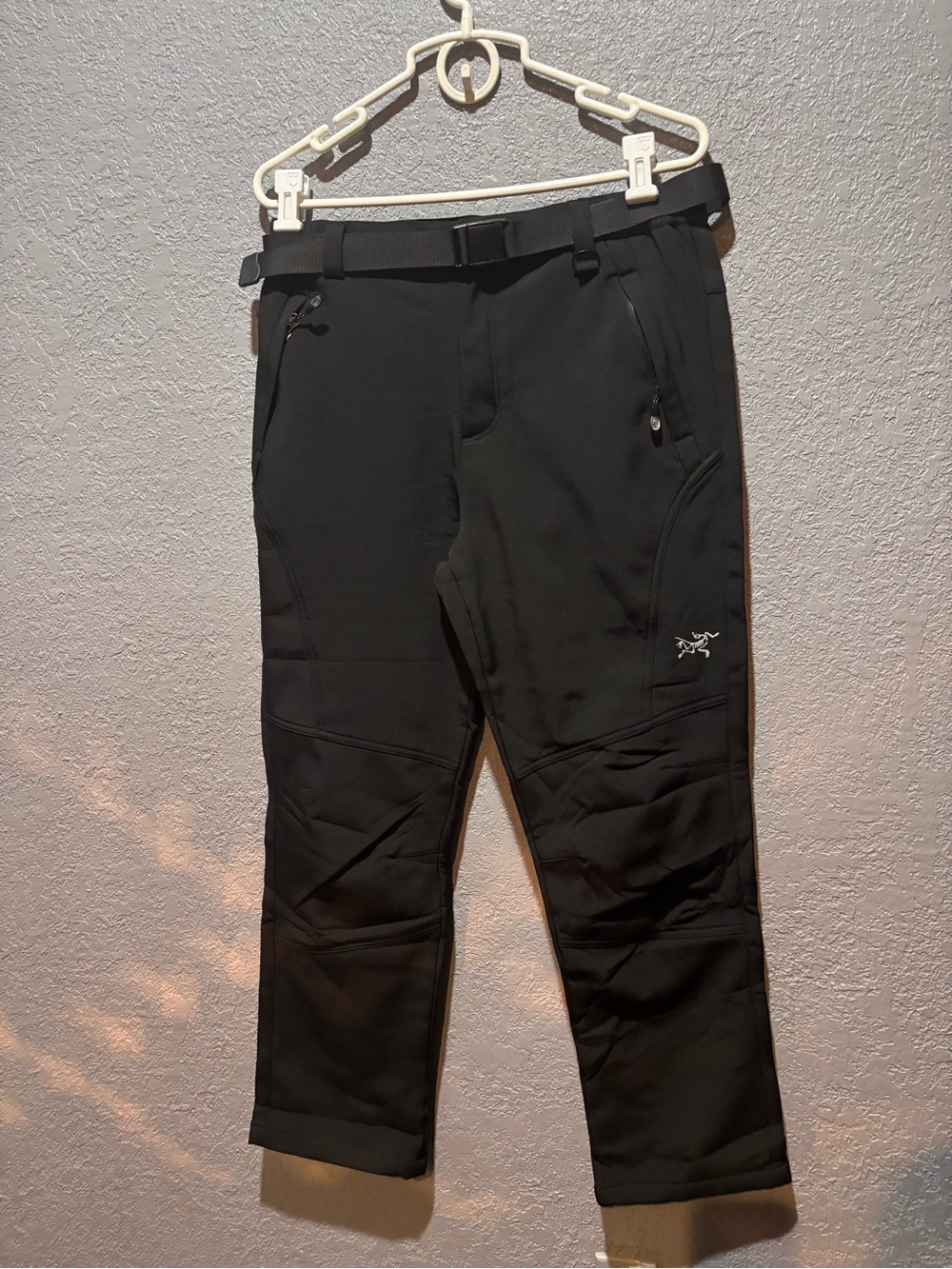 Arc'teryx Men's Black Technical Cargo Pants